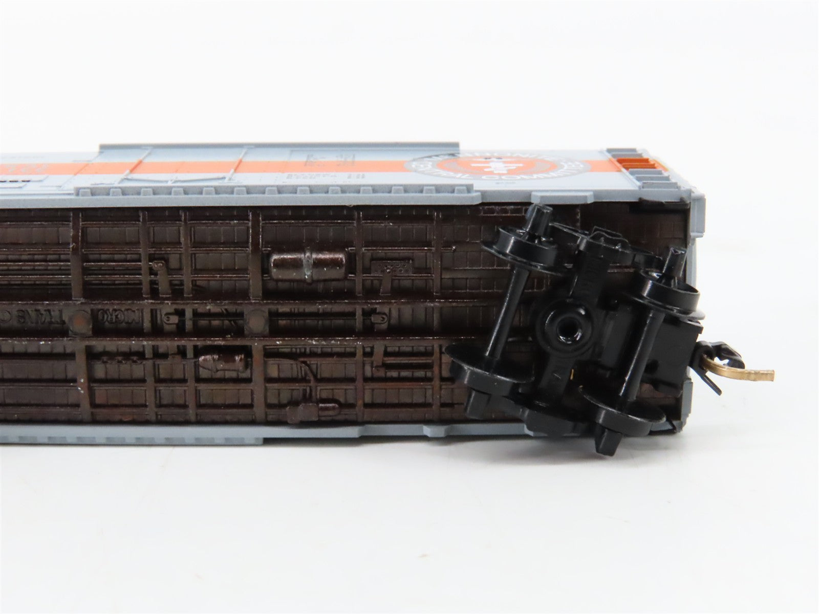 N Scale Micro-Trains MTL MCCX Mennonite Central Committee Box Car 146520 RTR