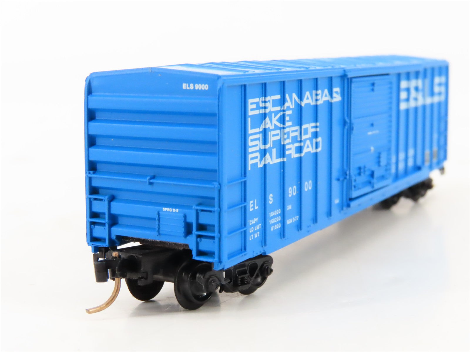 N Scale Micro-Trains MTL ELS Escanaba & Lake Superior Box Car 9000 RTR