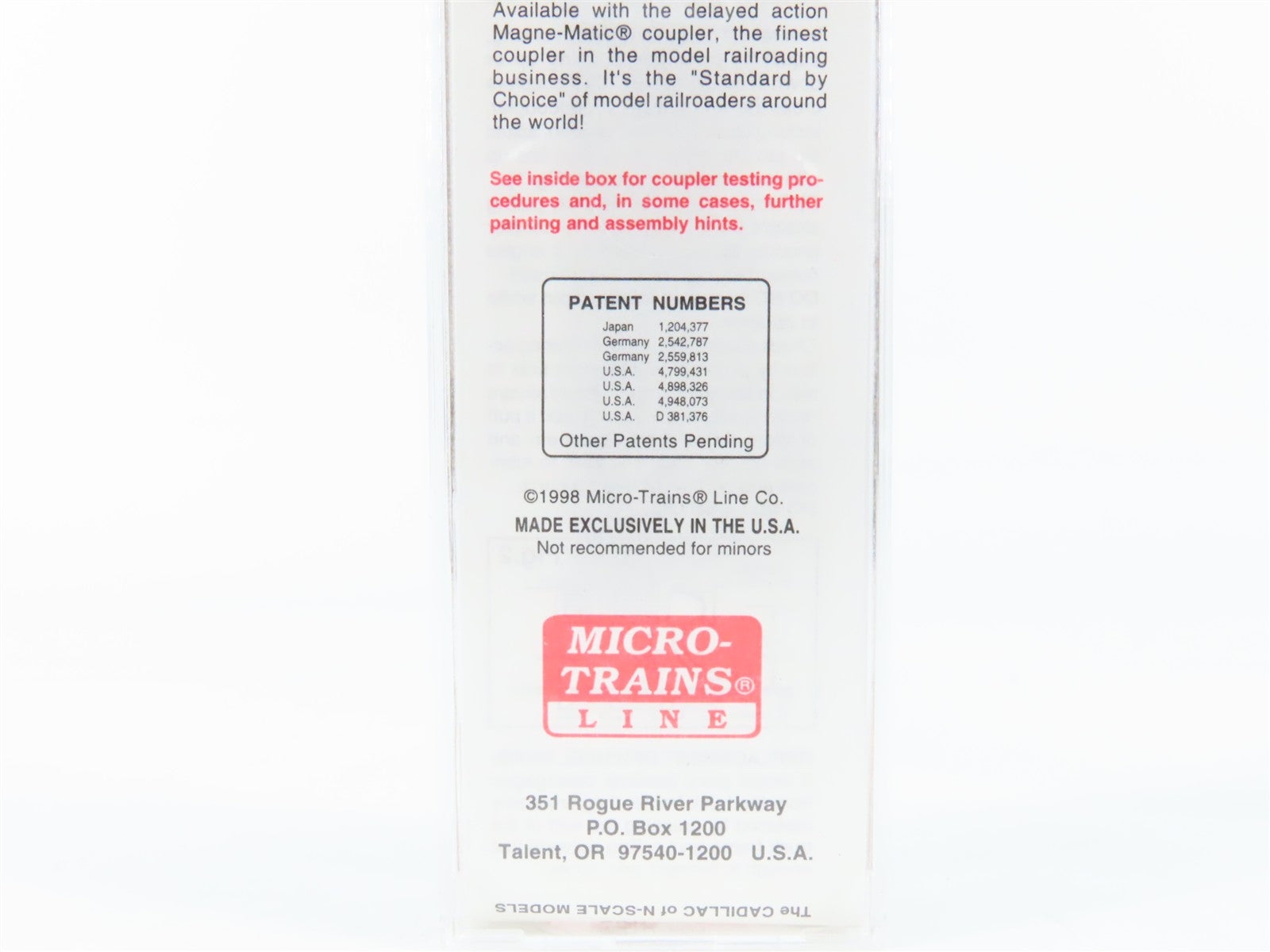 N Scale Micro-Trains MTL 90010 Rock Island 33' 2-Bay Hopper Factory Interior RTR