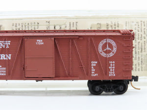 N Scale Micro-Trains MTL P&N Piedmont & Northern 40' Box Car 17264 RTR