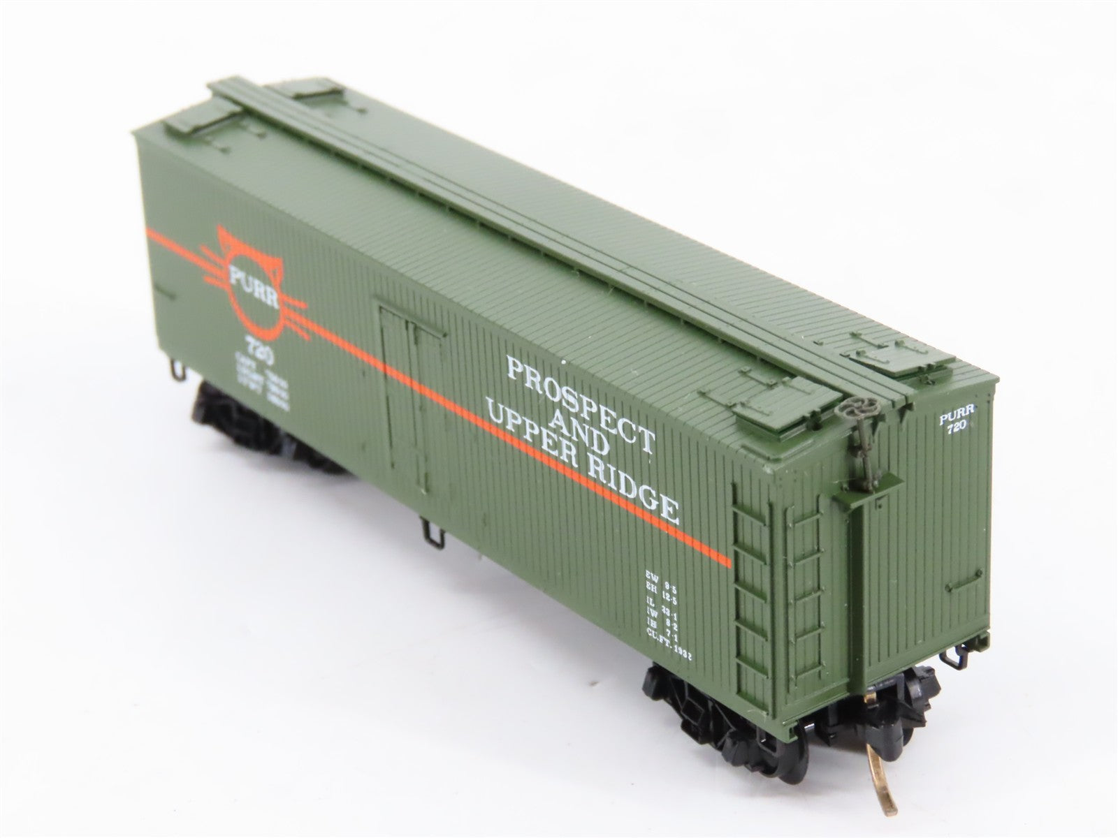 N Scale Micro-Trains MTL 720 PURR Prospect & Upper Ridge 33' Box Car 720 RTR