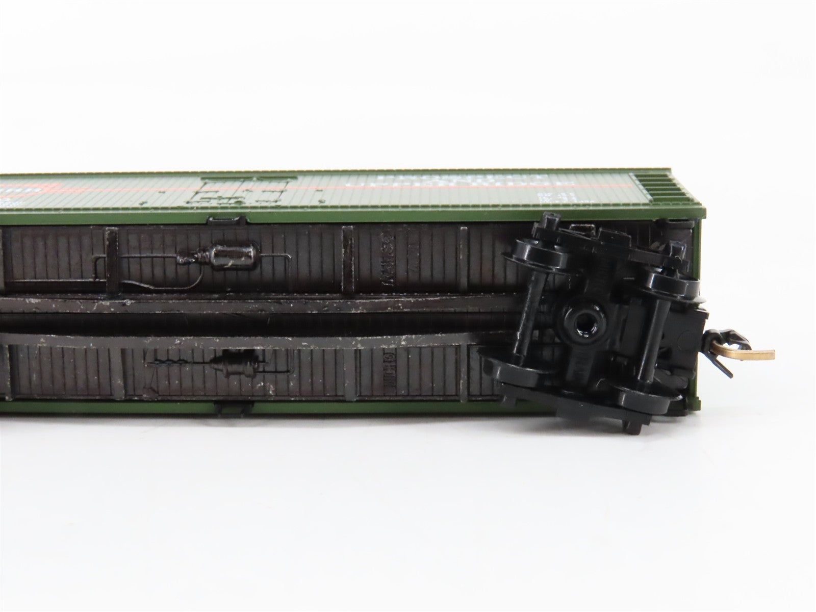 N Scale Micro-Trains MTL 720 PURR Prospect & Upper Ridge 33' Box Car 720 RTR