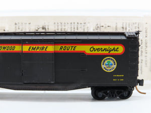 N Scale Micro-Trains MTL 39100 NWP Northwestern Pacific 40' Box Car 1953 RTR