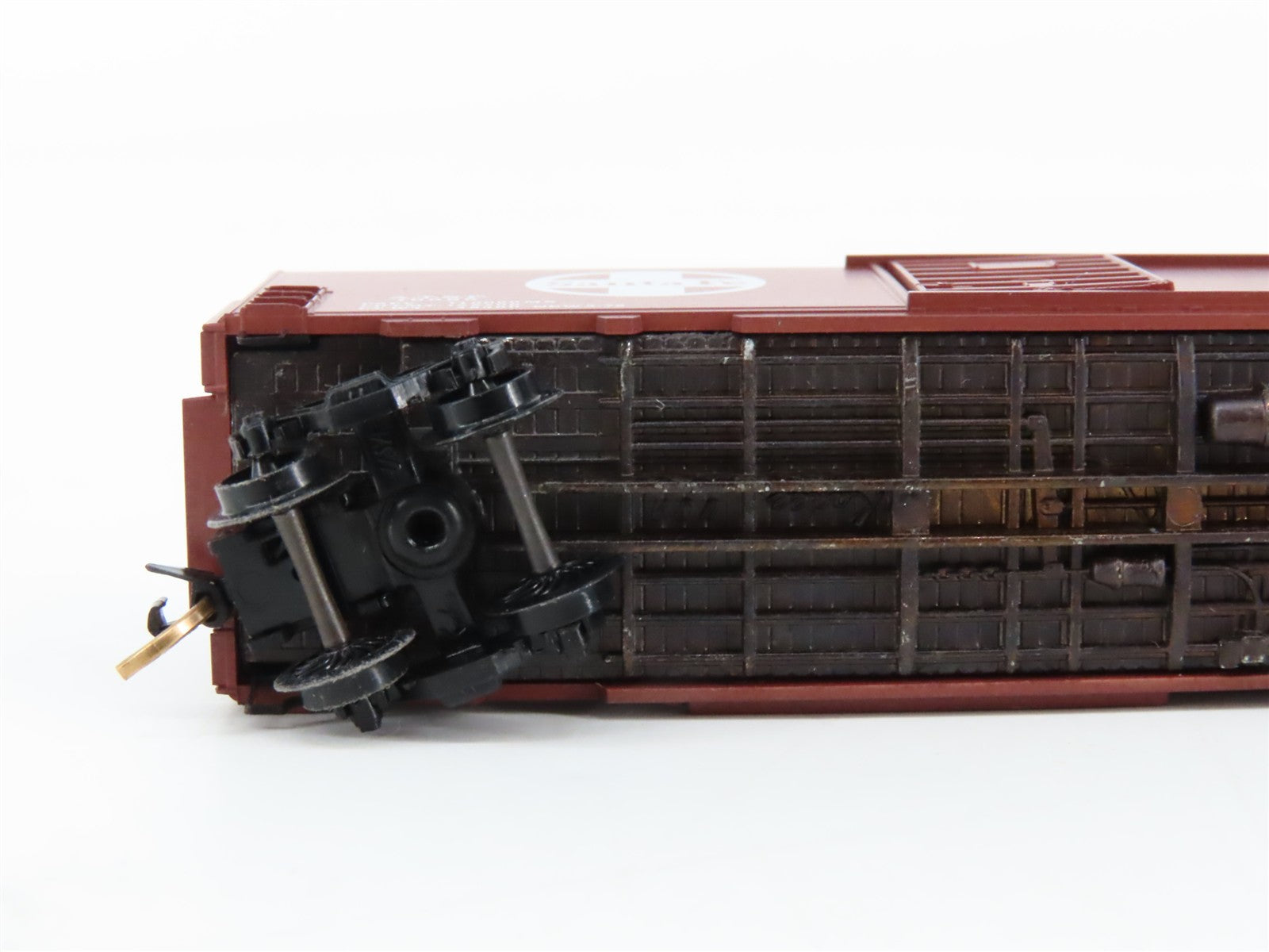 N Scale Micro-Trains MTL ATSF Santa Fe 40' Box Car 16995 RTR