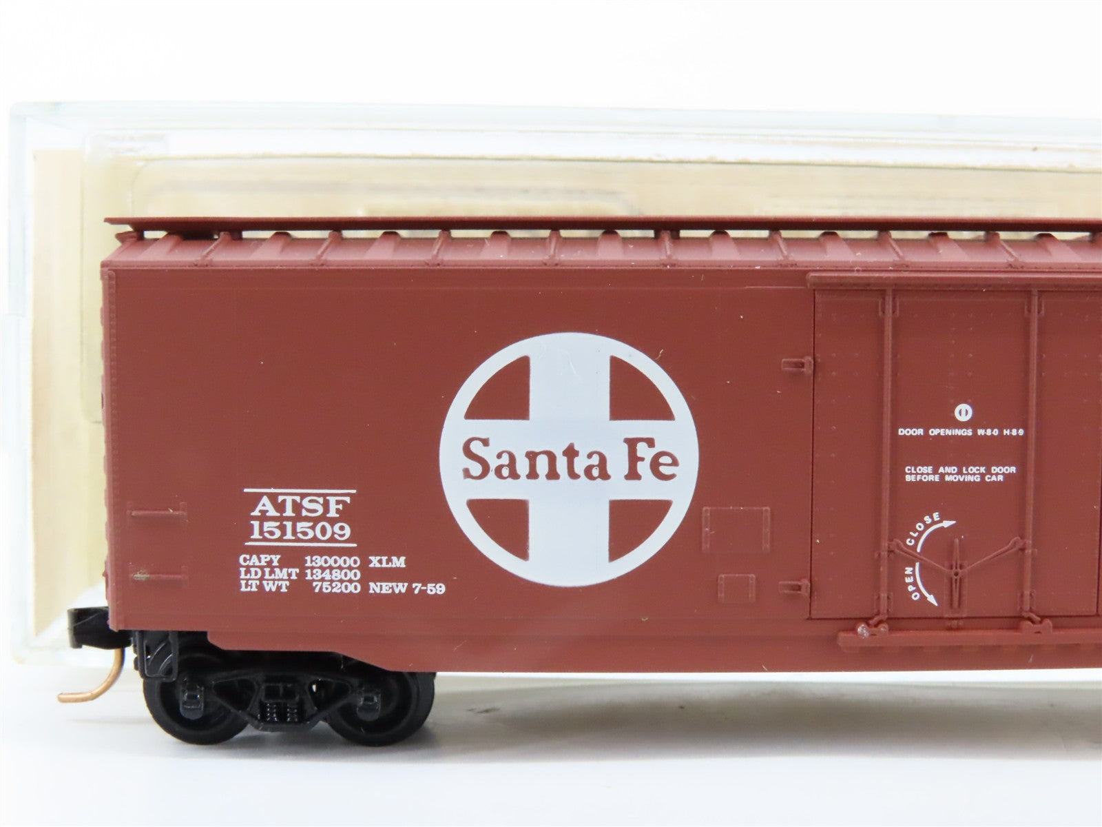 N Scale Micro-Trains MTL BLW-43 ATSF Santa Fe 50' Plug Door Box Car 151509 RTR