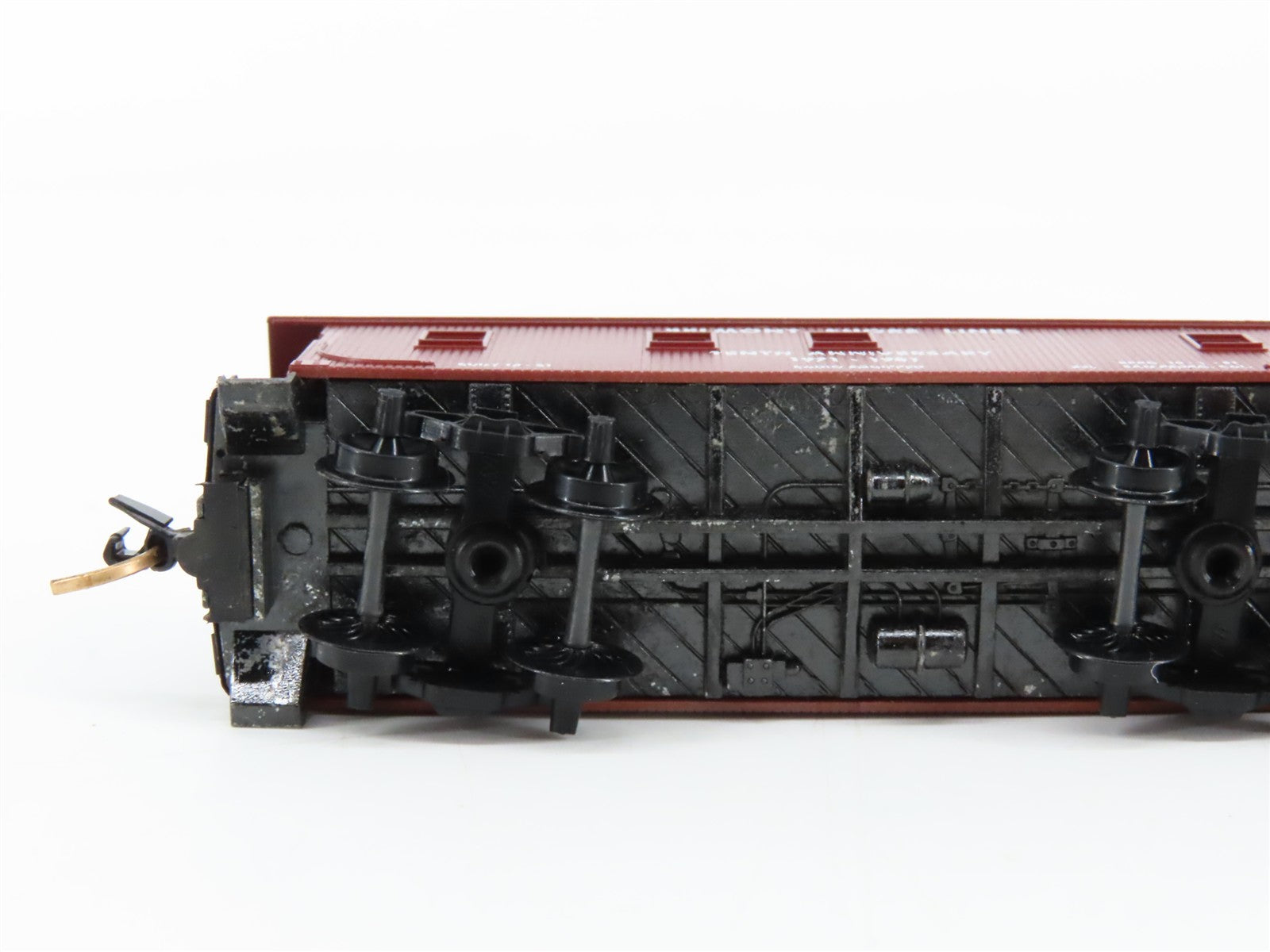 N Scale Micro-Trains MTL BSL Belmont Shore Lines Caboose RTR