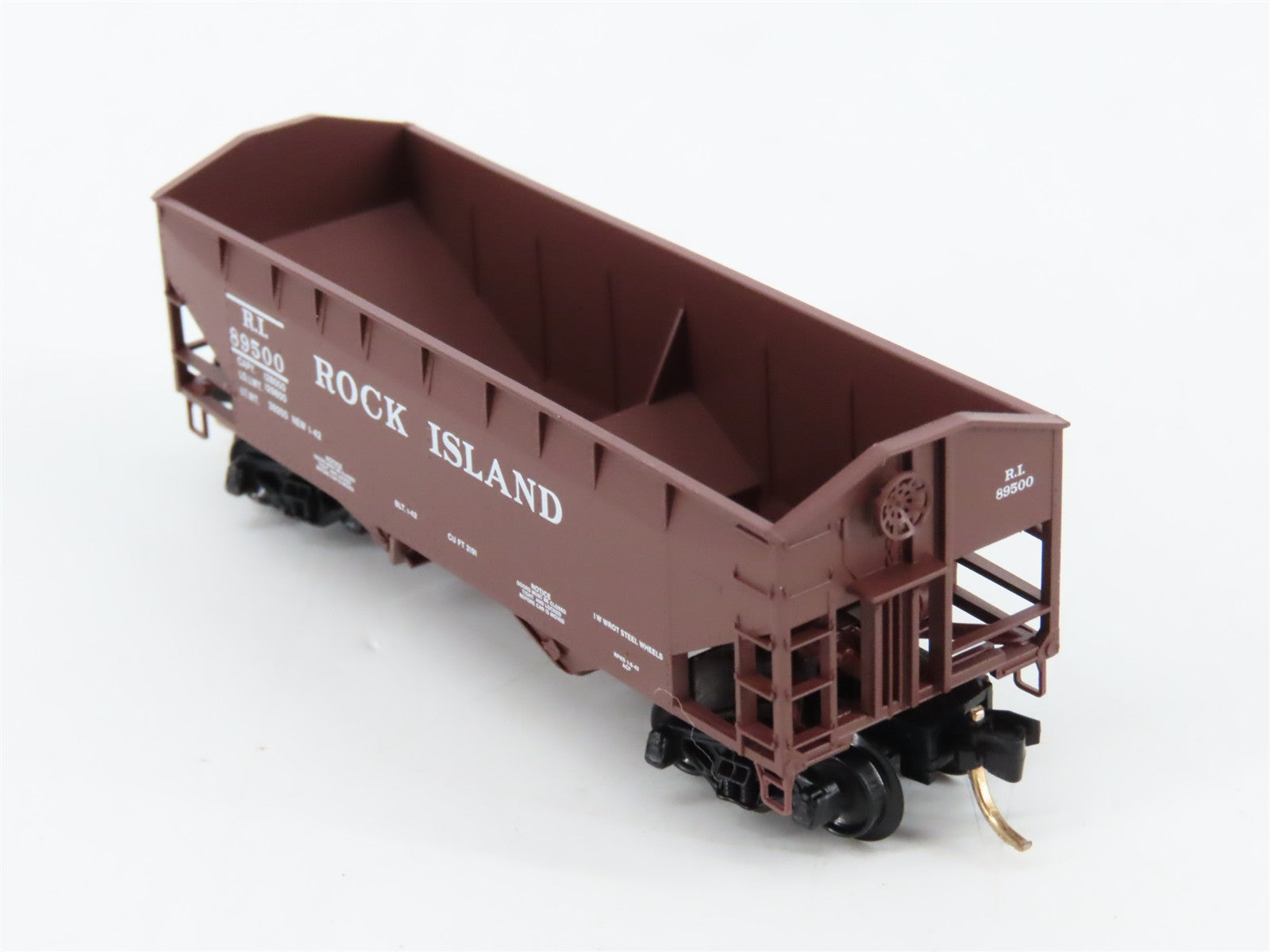 N Scale Micro-Trains MTL 90010 Rock Island 33' 2-Bay Hopper Factory Interior RTR