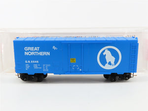 N Scale Micro-Trains MTL 74030 GN Great Northern 40' Box Car 6646 RTR