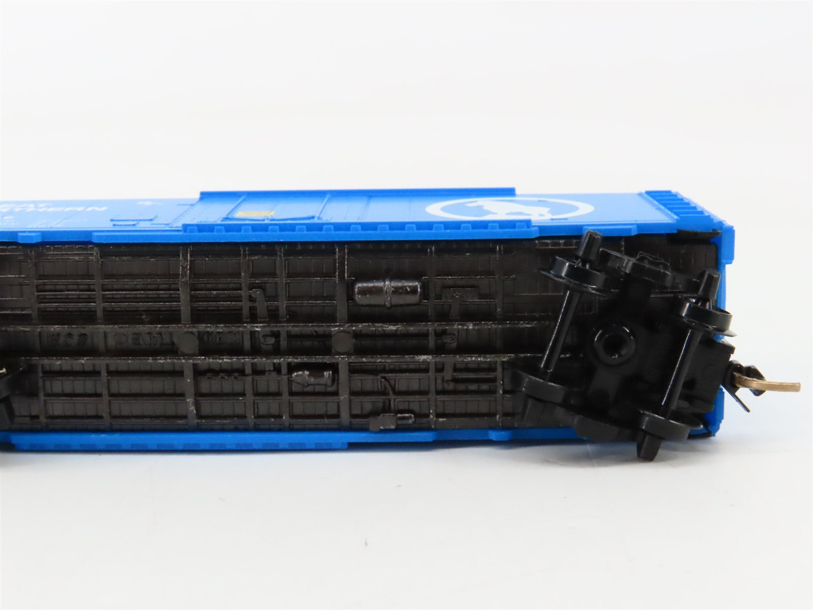 N Scale Micro-Trains MTL 74030 GN Great Northern 40' Box Car 6646 RTR