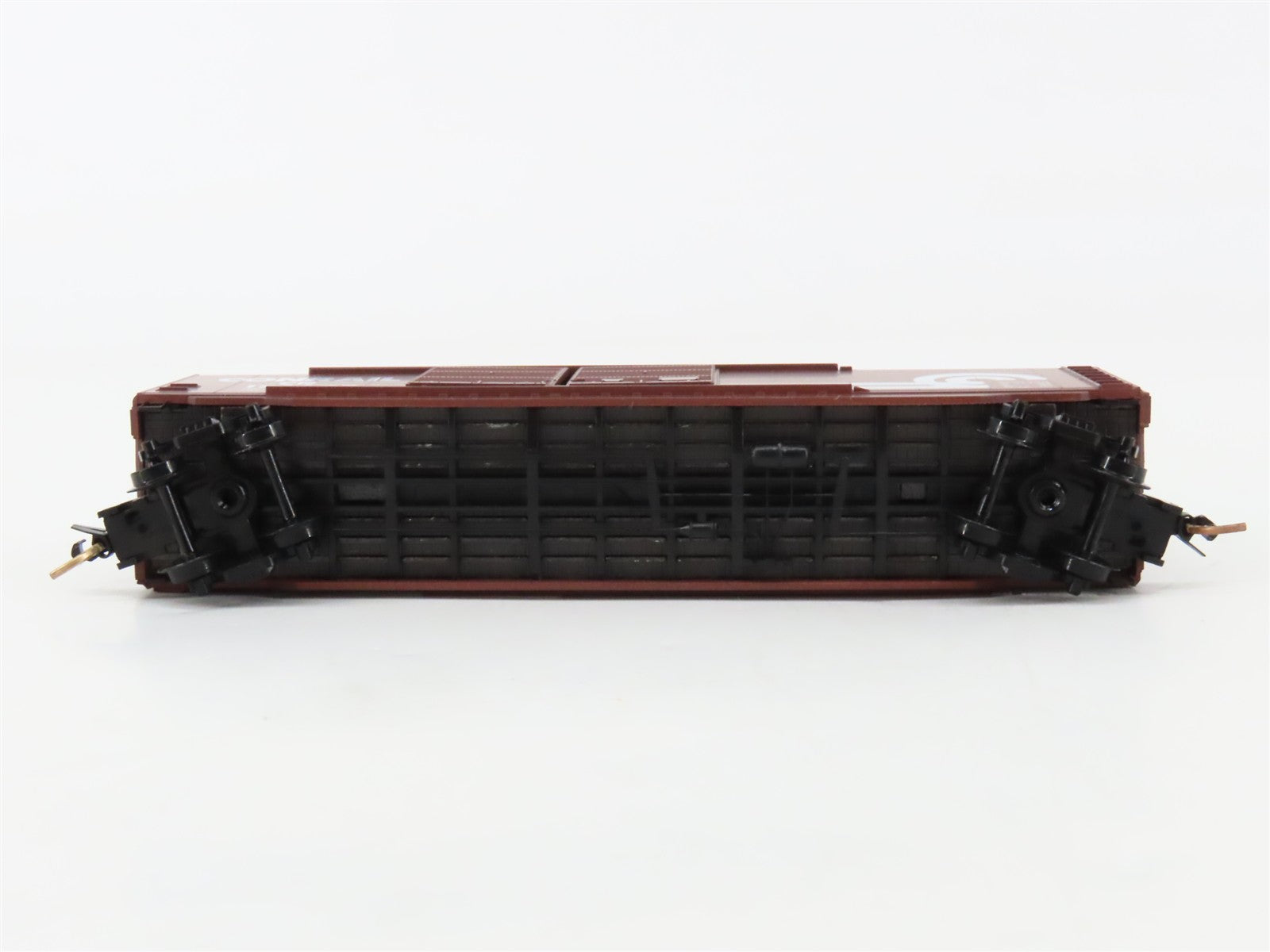 N Scale Micro-Trains MTL 37010 CR Conrail 50' Box Car 174605 RTR