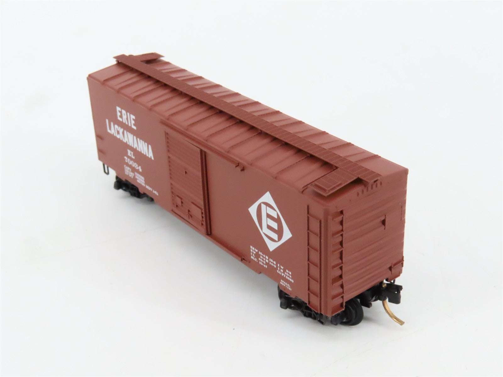N Scale Micro-Trains MTL EL Erie Lackawanna 40' Box Car 70034 RTR