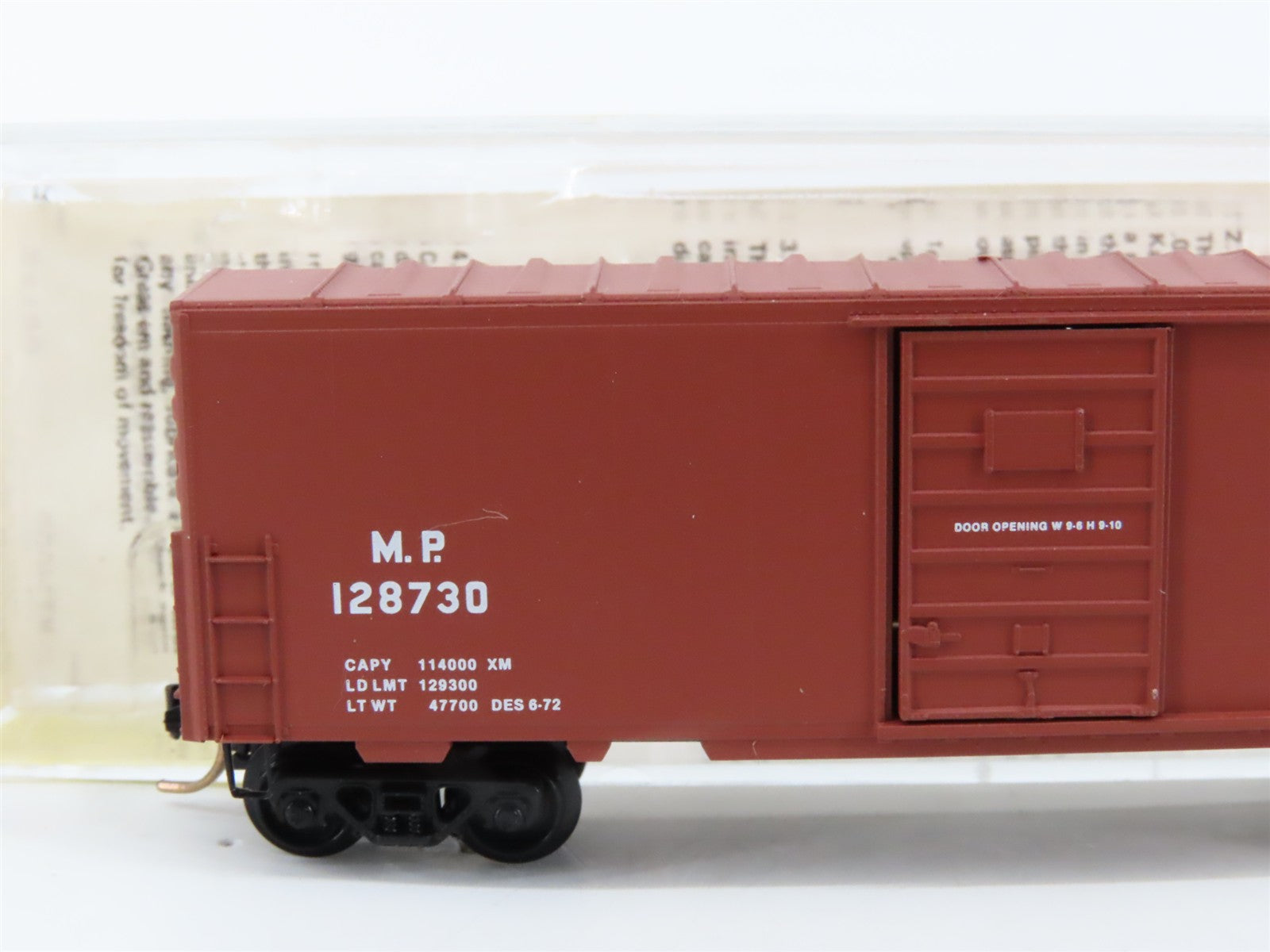 N Scale Micro-Trains MTL 24190 MP Missouri Pacific 40' Box Car 128730 RTR