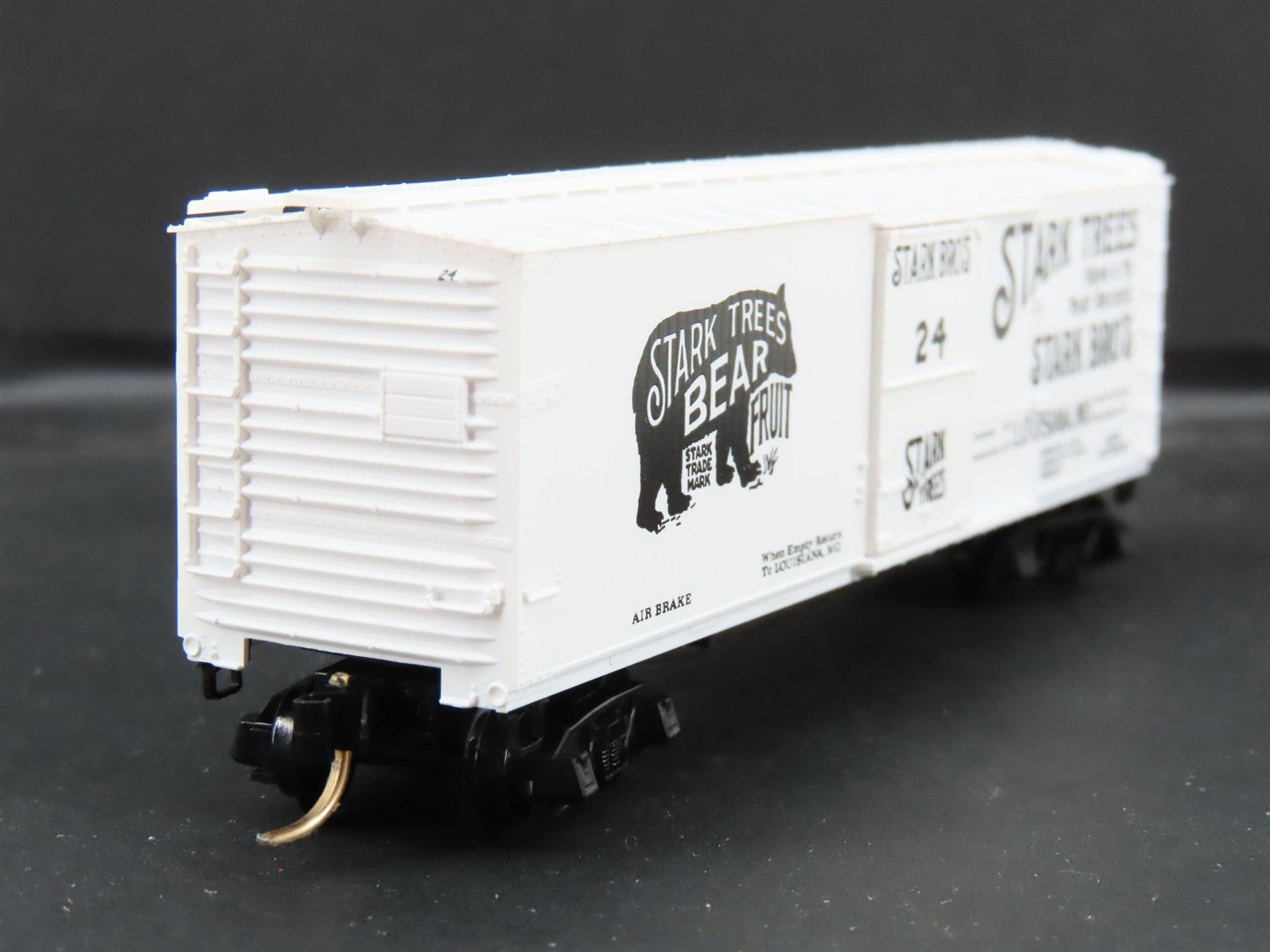 N Scale Micro-Trains MTL 42010 Stark Bro's 40' Double-Sheathed Wood Box Car RTR