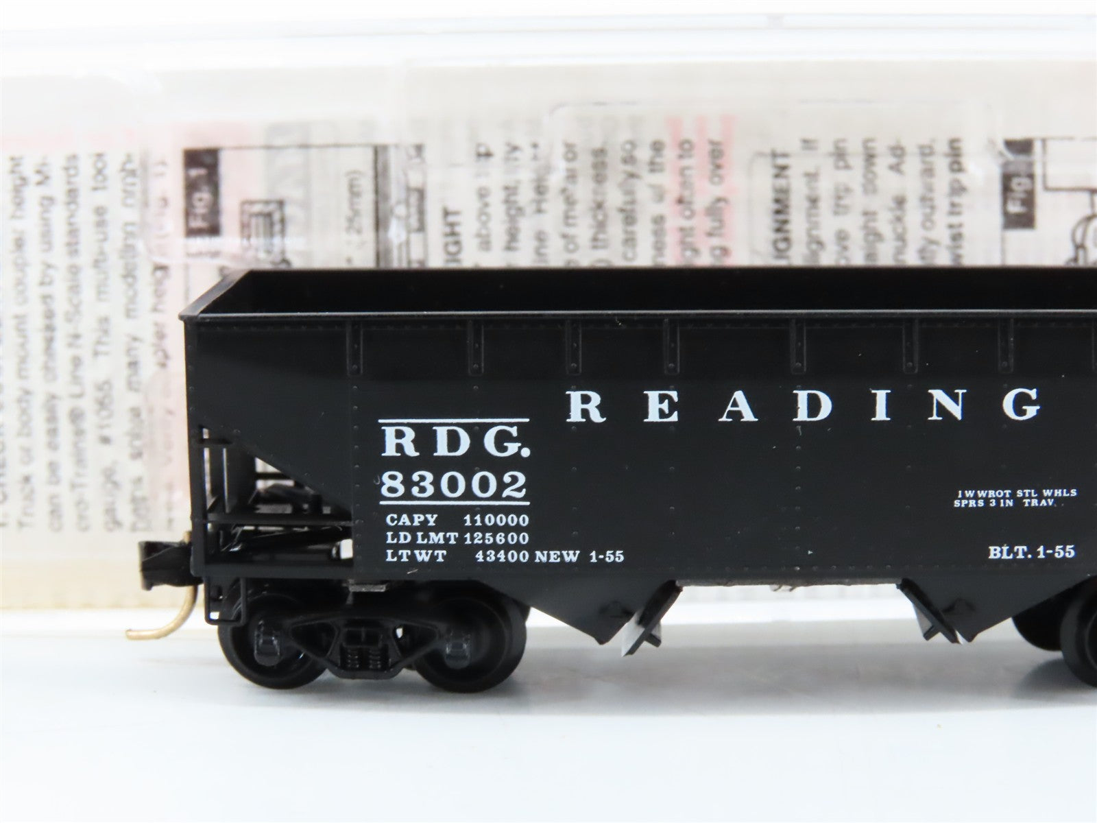 N Scale Micro-Trains MTL 55310 RDG Reading 33' 2-Bay Hopper Factory Interior RTR