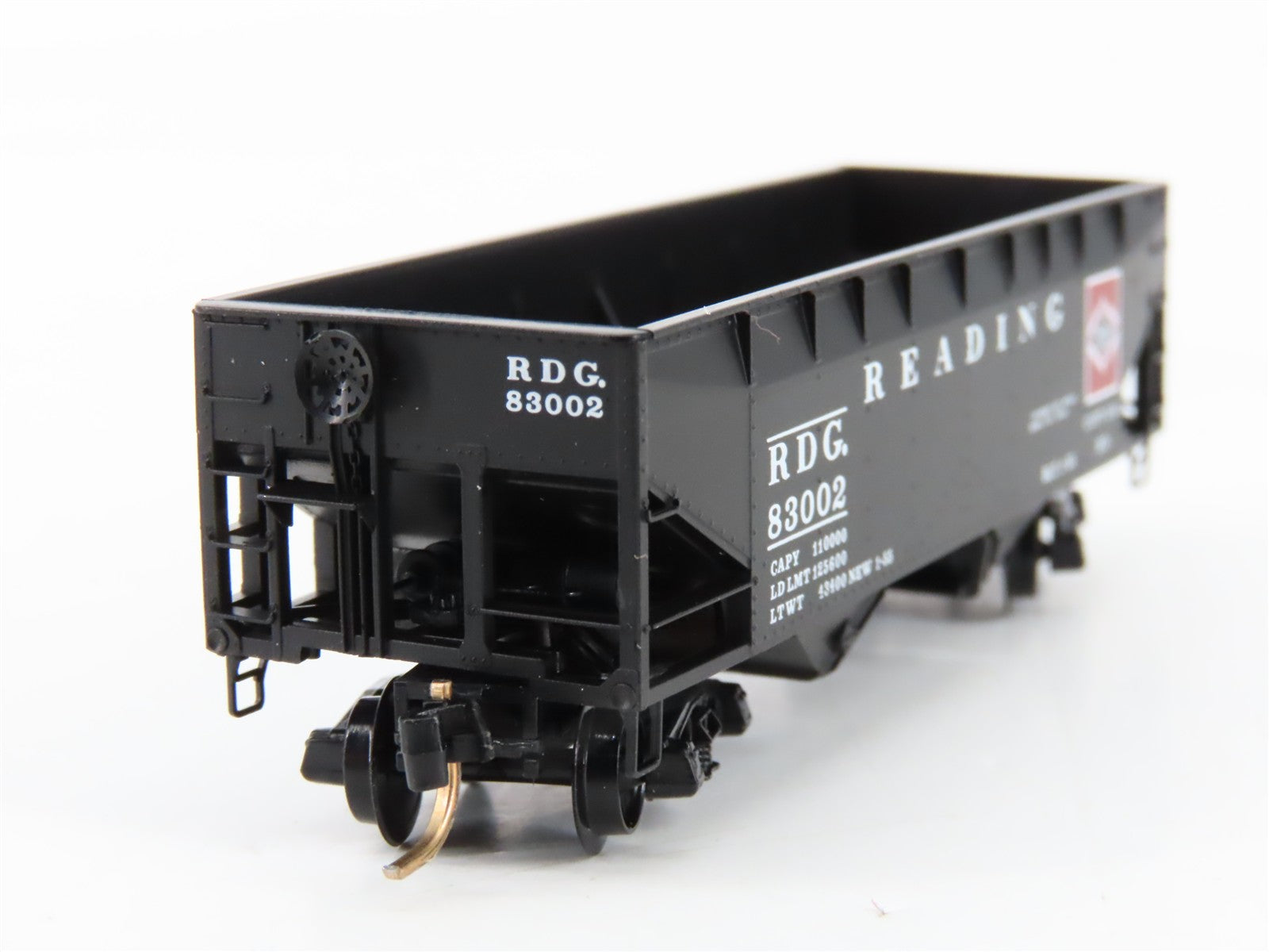N Scale Micro-Trains MTL 55310 RDG Reading 33' 2-Bay Hopper Factory Interior RTR