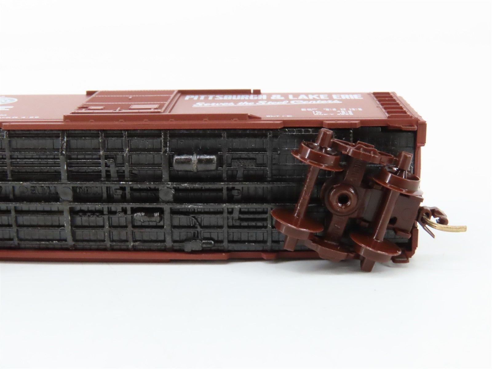 N Scale Micro-Trains MTL 20410 P&LE Pittsburgh & Lake Erie 40' Box Car 20375 RTR