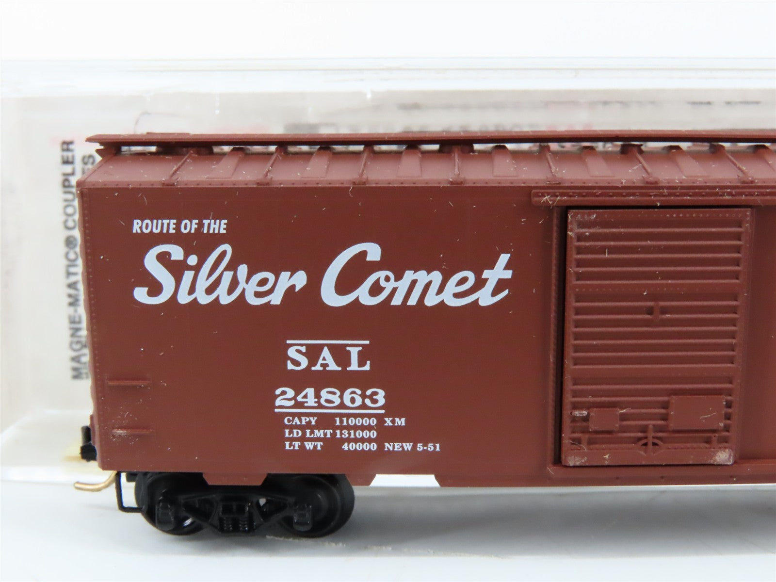 N Scale Micro-Trains MTL 20660 SAL Seaboard Silver Comet 40' Box Car 24863 RTR