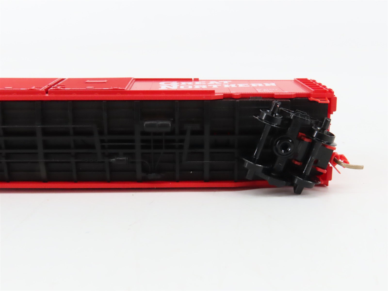 N Scale Micro-Trains MTL 78020 GN Great Northern 50' Auto Box Car 35449 RTR