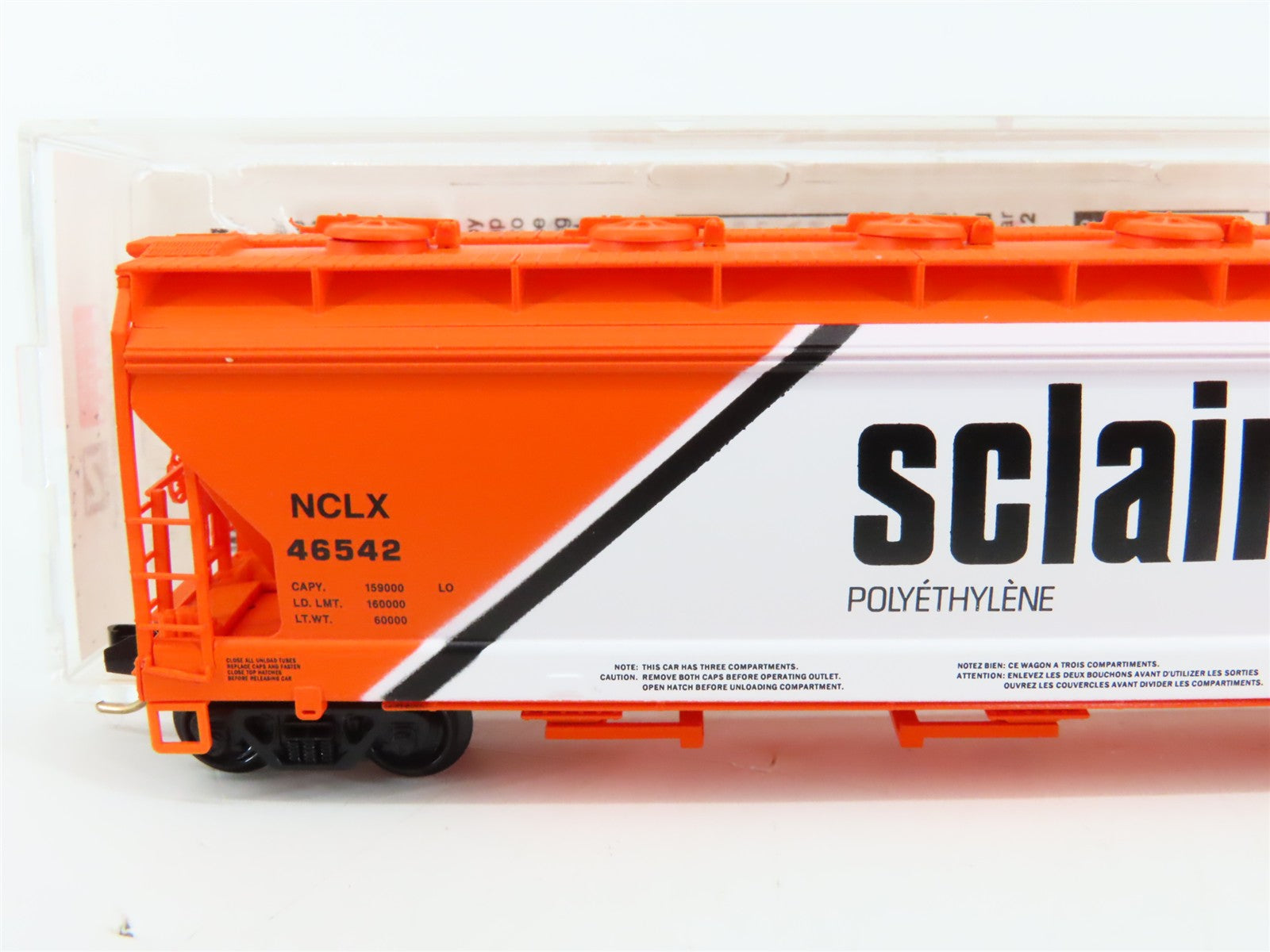 N Scale Micro-Trains MTL 93040 Sclair 3-Bay Covered Hopper Factory Interior RTR