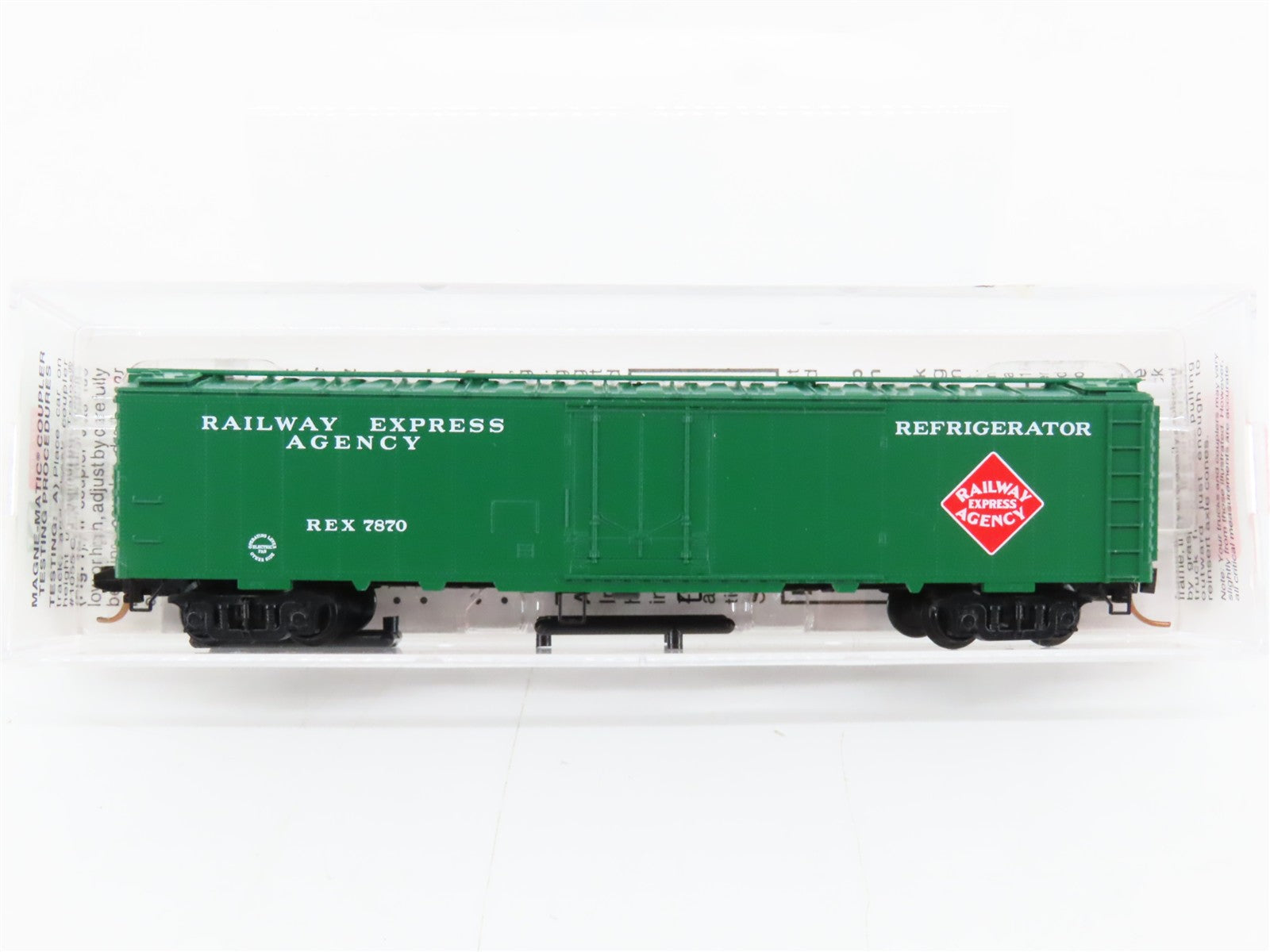 N Scale Micro-Trains MTL 52010 REX Railway Express Agency 52' Reefer 7870 RTR