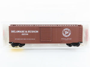 N Scale Micro-Trains MTL 31070 Delaware & Hudson 50' Box Car 22134 RTR
