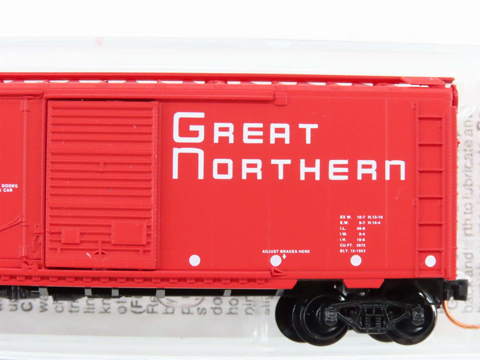 N Scale Micro-Trains MTL 22020 GN Great Northern 40' Box Car 11878 RTR