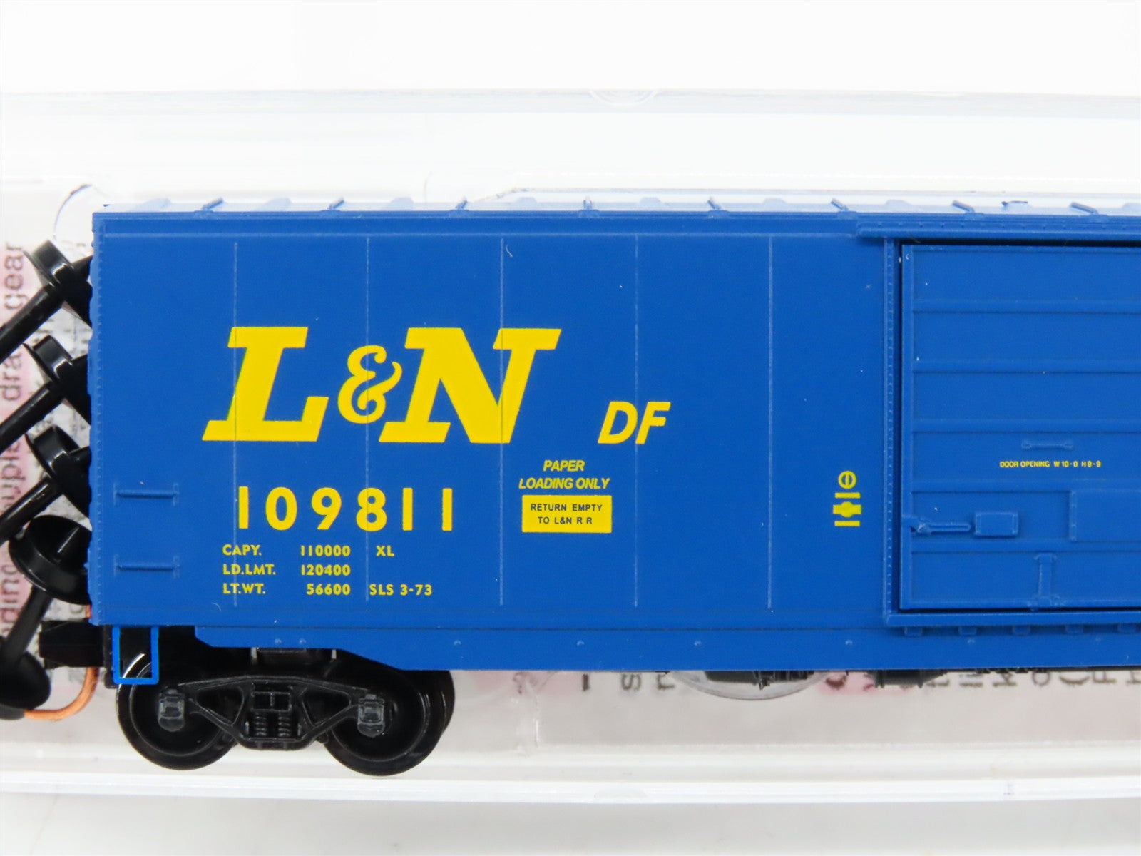 N Scale Micro-Trains MTL 77130 Louisville & Nashville 50' Standard Box Car RTR