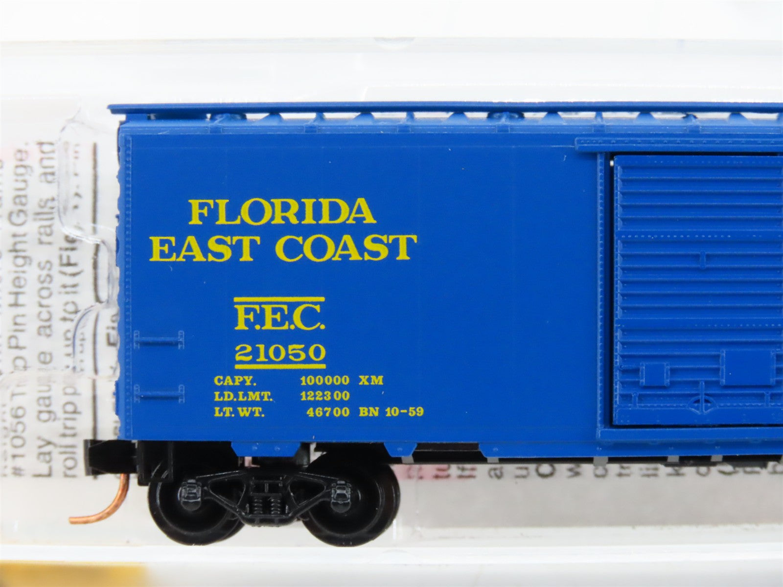 N Scale Micro-Trains MTL 20096 FEC Florida East Coast 40' Box Car 21050 RTR