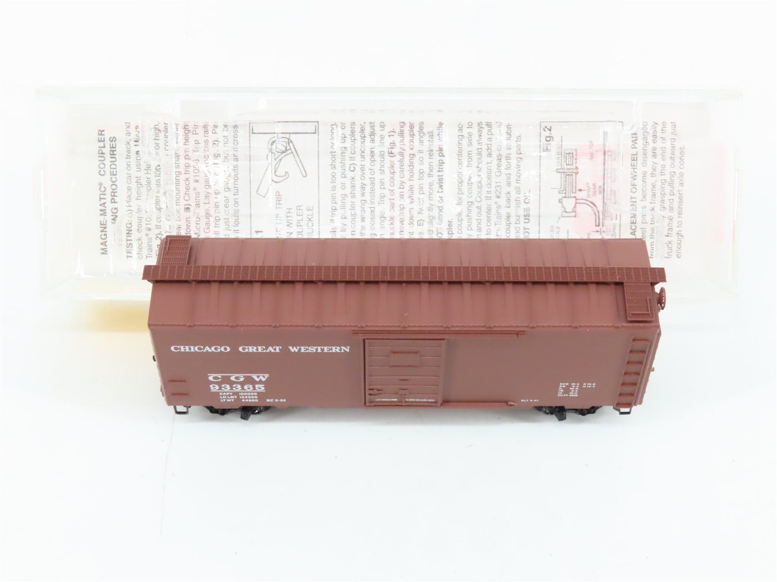 N Scale Micro-Trains MTL 20466 CGW Chicago Great Western 40' Box Car 93365 RTR
