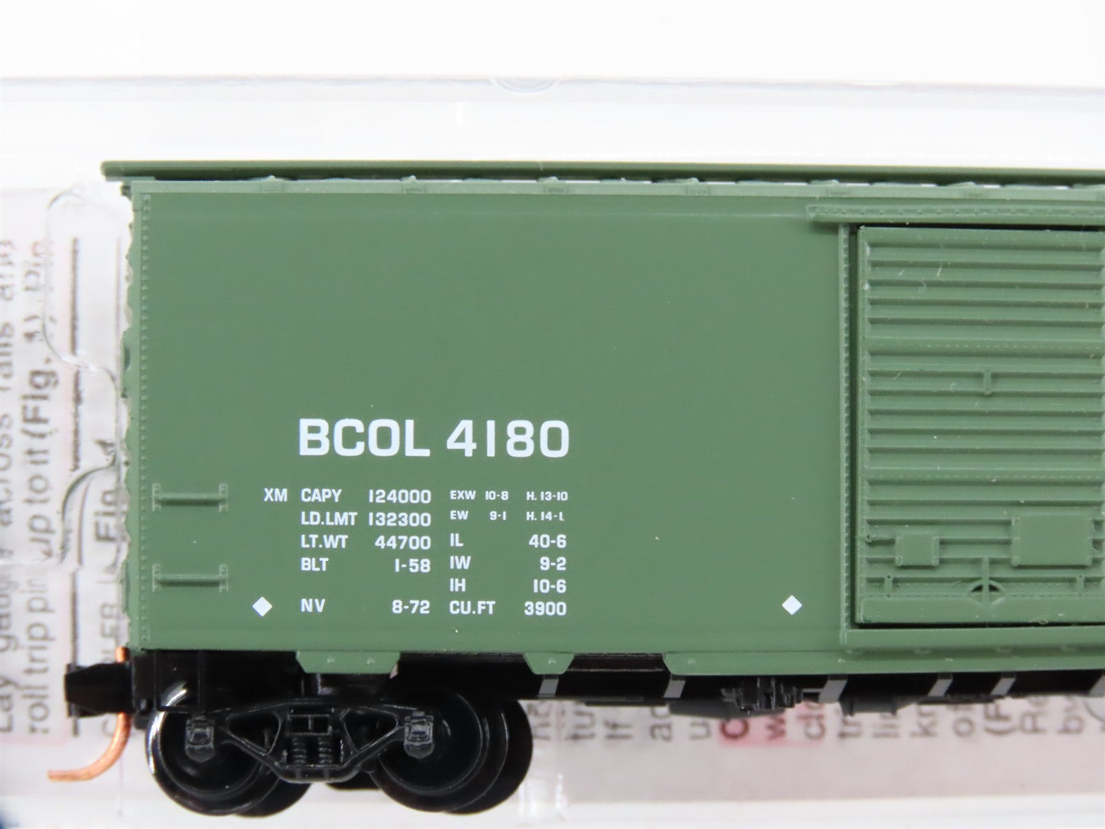 N Scale Micro-Trains MTL 20580 BCOL British Columbia Railway 40' Box Car RTR