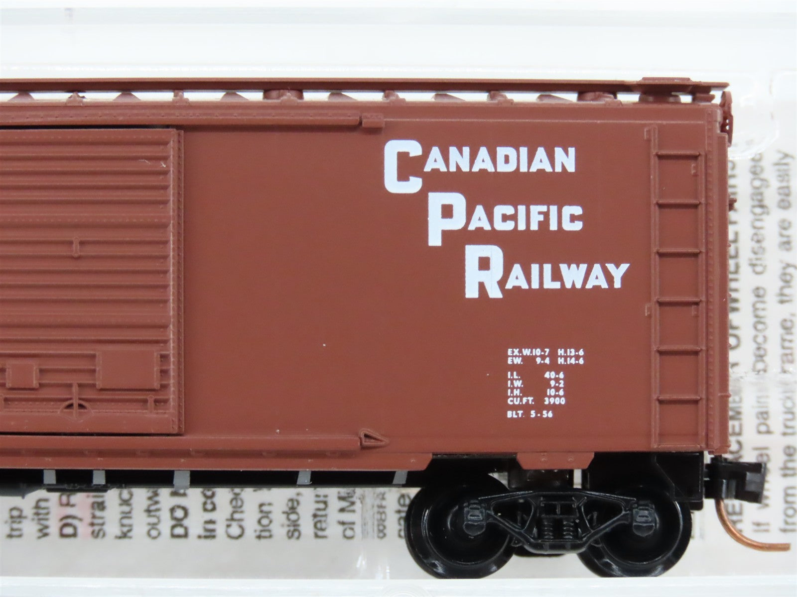 N Scale Micro-Trains MTL 20436/3 C.P. Canadian Pacific 40' Box Car 51096 RTR
