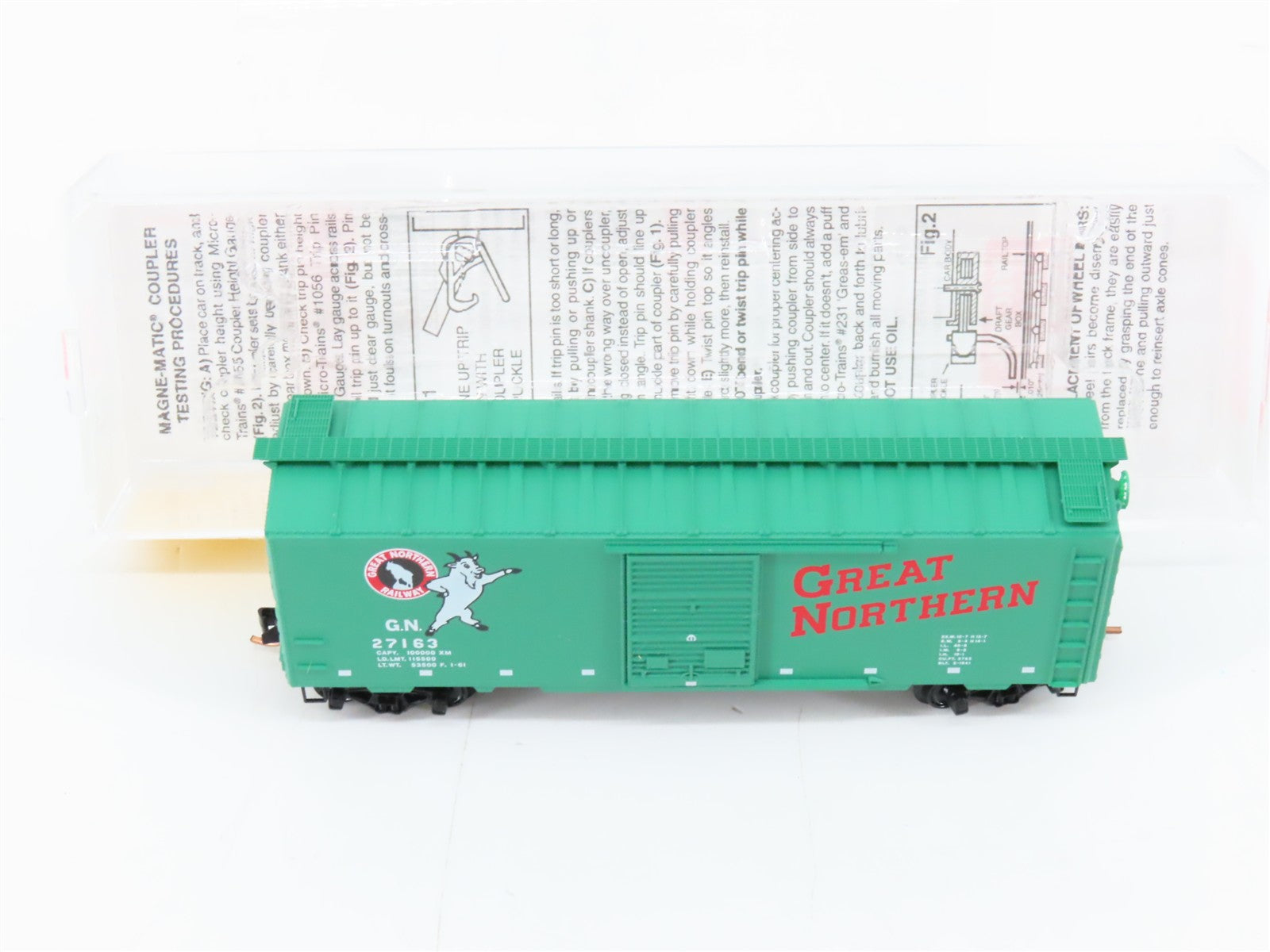 N Scale Micro-Trains MTL 20420 GN Great Northern 40' Box Car 27163 RTR