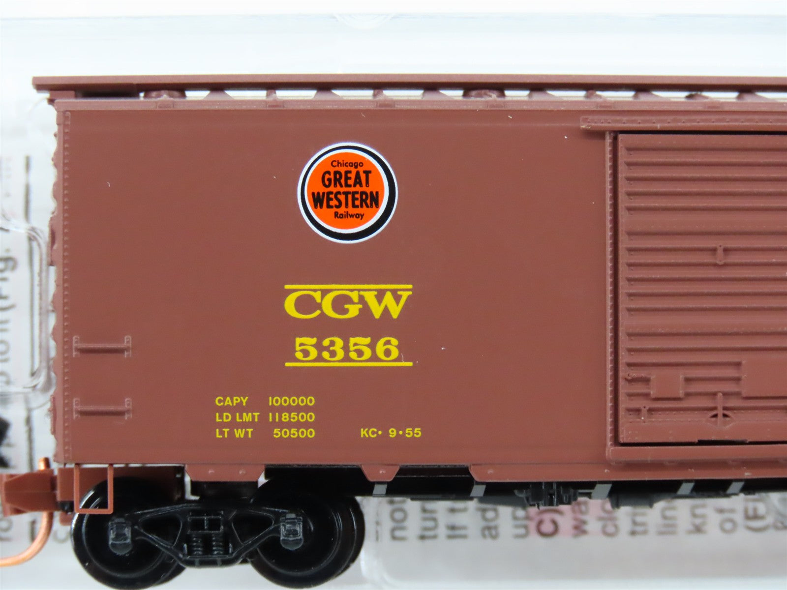N Scale Micro-Trains MTL 02000736 CGW Chicago Great Western 40' Box Car 5356 RTR