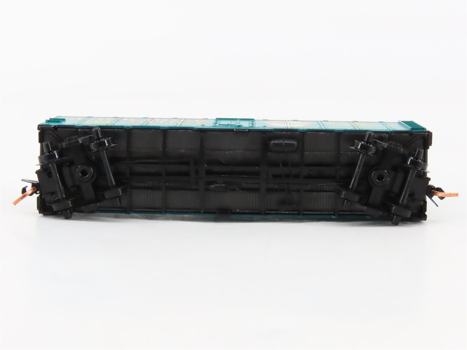 N Scale Micro-Trains MTL 59110 Indian Valley Brewery 40' Steel Ice Reefer RTR