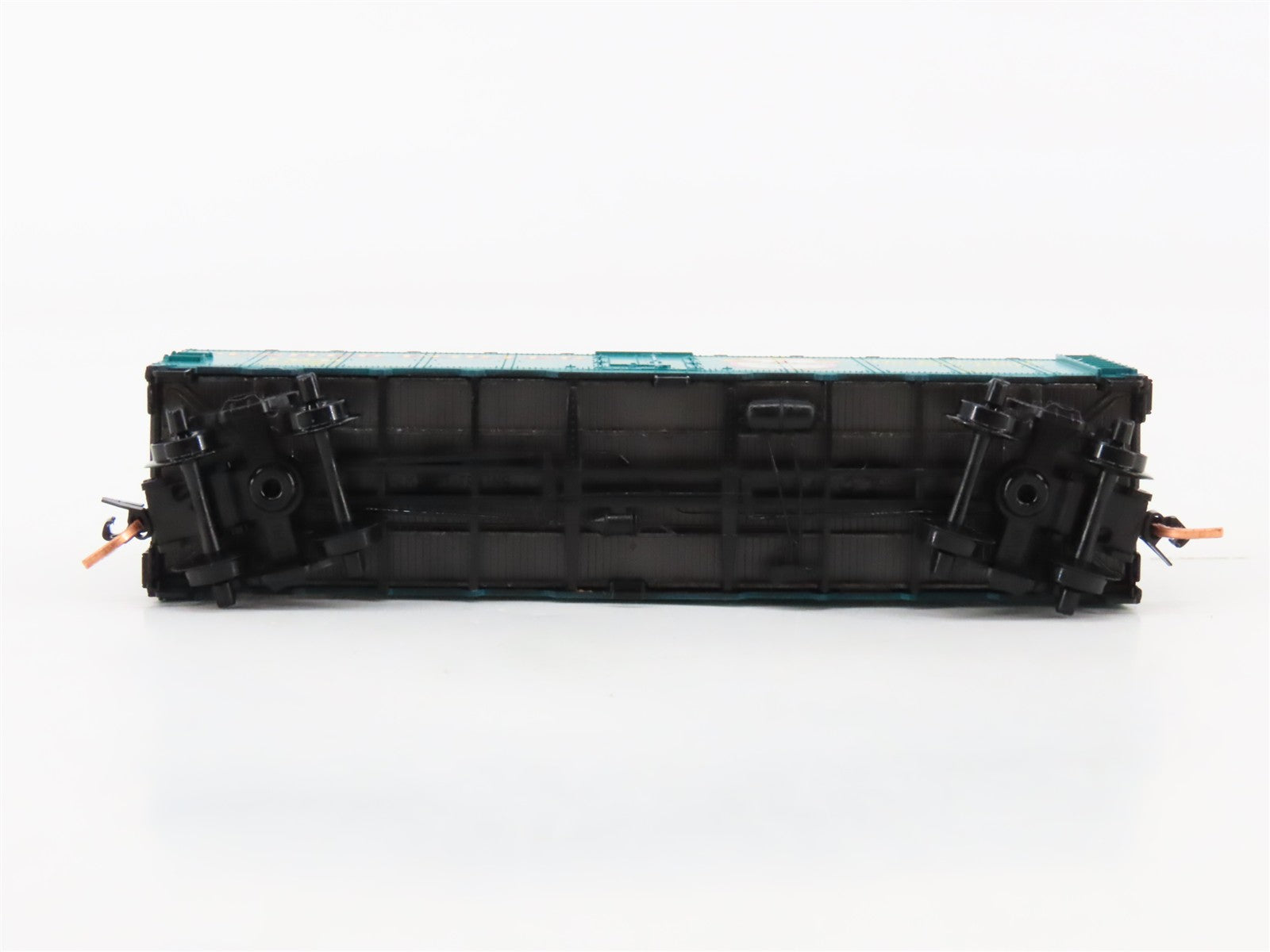 N Scale Micro-Trains MTL 59120 Indian Valley Brewery 40' Steel Ice Reefer RTR