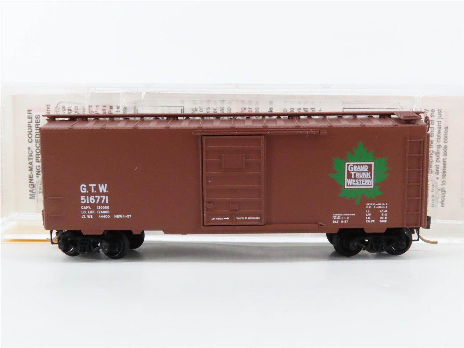 N Scale Micro-Trains MTL 20010 GTW Grand Trunk Western 40' Box Car 516771 RTR