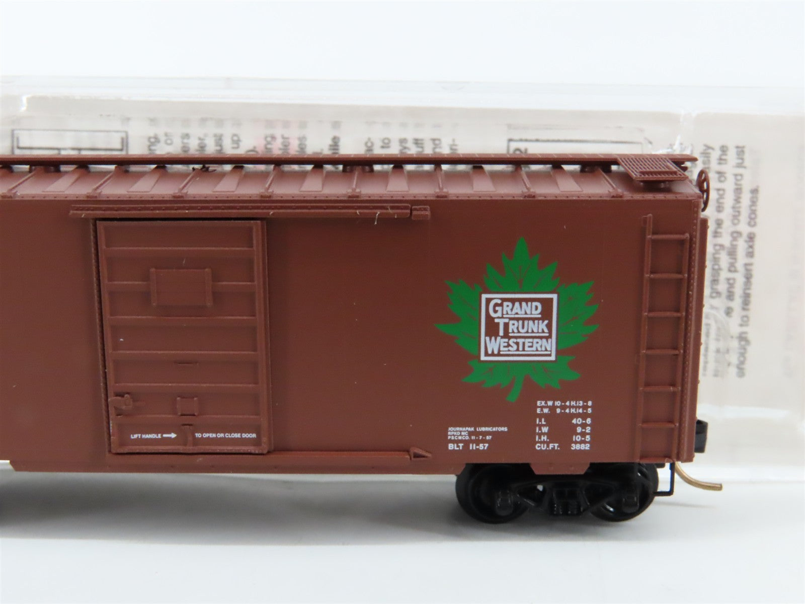 N Scale Micro-Trains MTL 20010 GTW Grand Trunk Western 40' Box Car 516771 RTR