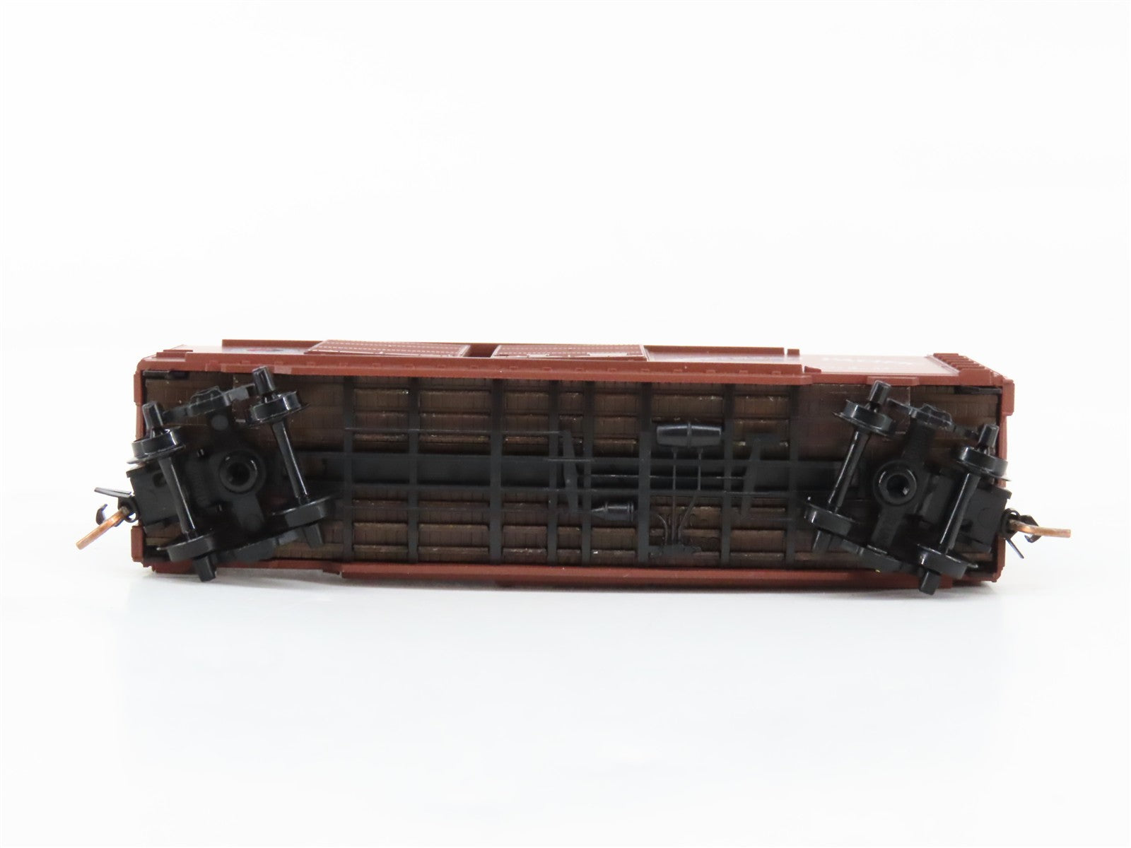 N Scale Micro-Trains MTL 23250 Northern Pacific 40' Double Door Box Car RTR