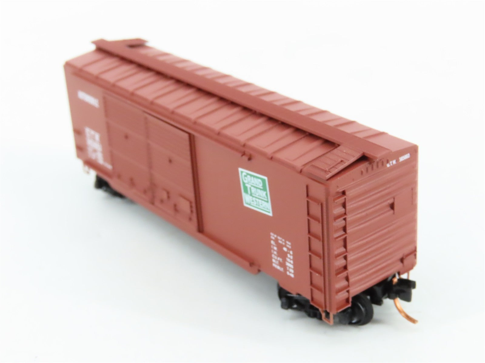 N Scale Micro-Trains MTL 02300170 GTW Grand Trunk Western 40' Box Car 585883 RTR