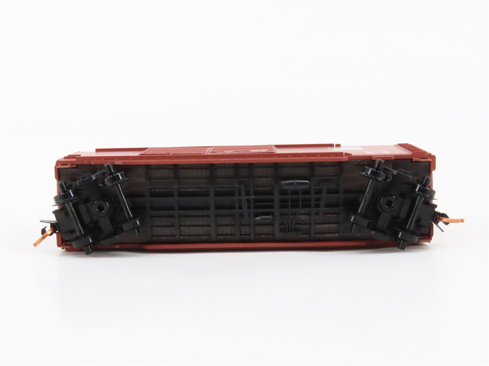 N Scale Micro-Trains MTL 02300170 GTW Grand Trunk Western 40' Box Car 585883 RTR