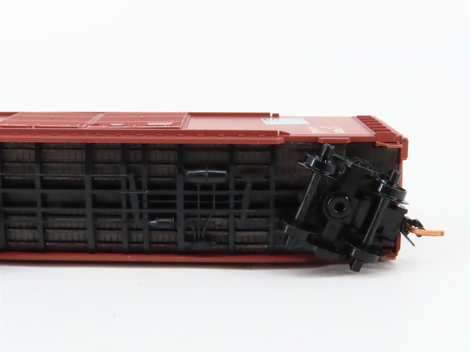 N Scale Micro-Trains MTL 02300170 GTW Grand Trunk Western 40' Box Car 585883 RTR