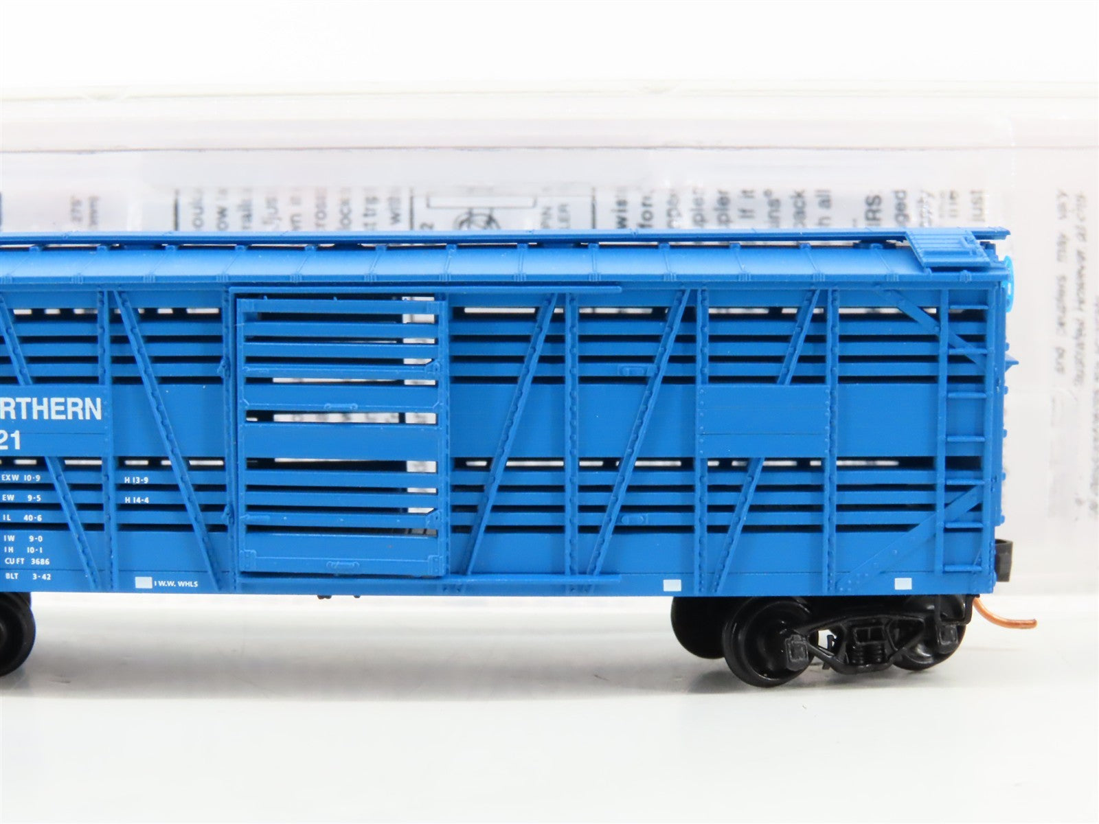 N Scale Micro-Trains MTL 03500170 GN Great Northern 40' Stock Car 56421 RTR