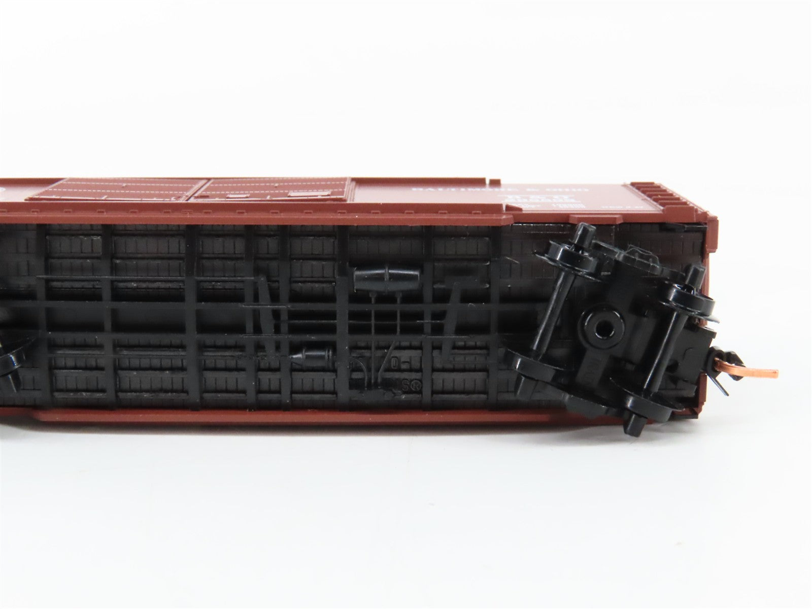 N Scale Micro-Trains MTL 23040 B&O Baltimore & Ohio 40' Box Car 298895 RTR