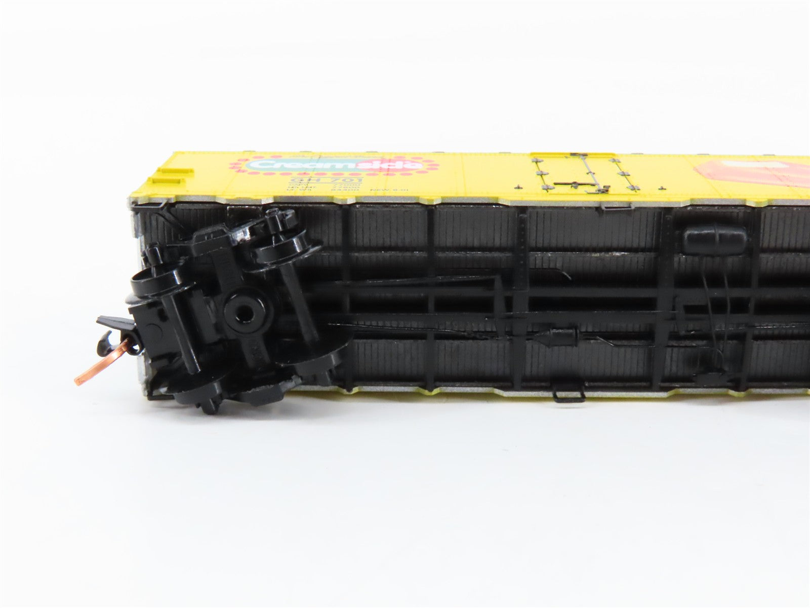 N Scale Micro-Trains MTL 59070 GH Creamsicle 40' Reefer 701 RTR