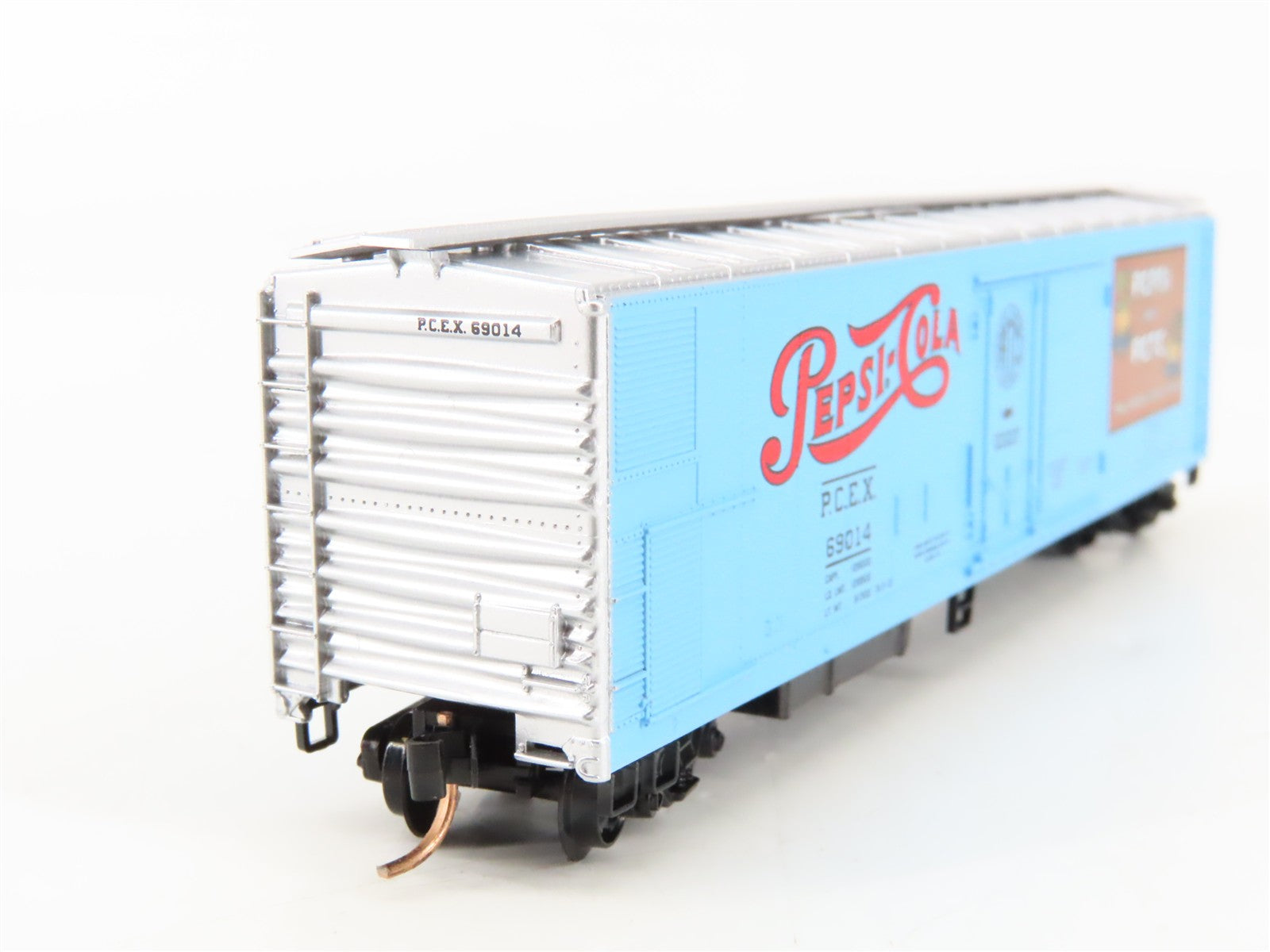 N Scale Micro-Trains MTL 69130 PCEX Pepsi-Cola 51' Mechanical Reefer 69014 RTR