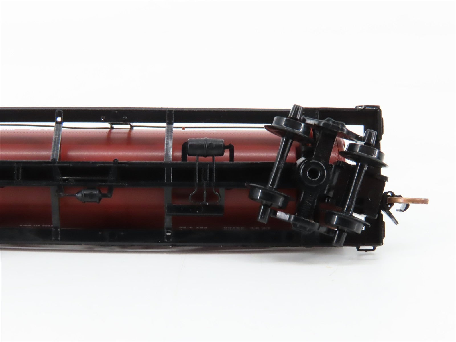N Scale Micro-Trains MTL 65230 PRR Pennsylvania Railroad 39' Tank Car 498651 RTR