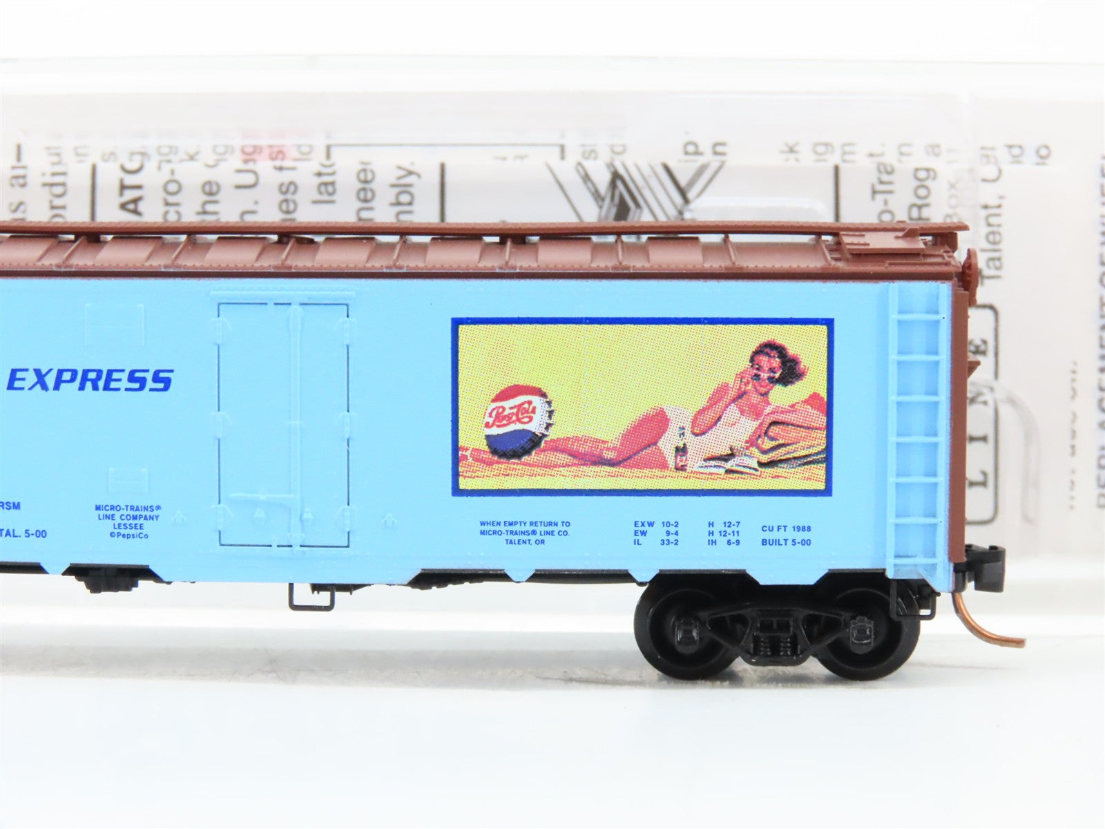 N Scale Micro-Trains MTL 59550 Pepsi-Cola 40' Ice Reefer Factory Interior RTR