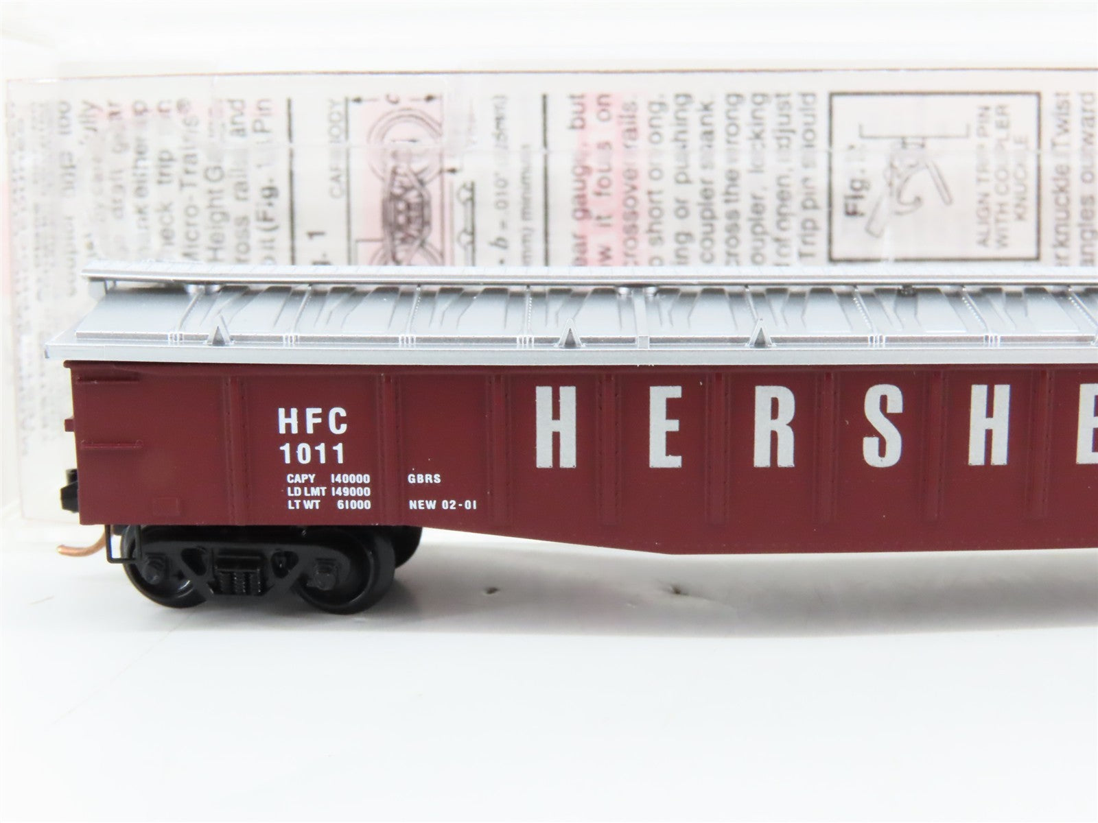 N Scale Micro-Trains MTL 106060 HFC Hershey's 50' Covered Gondola 1011 RTR