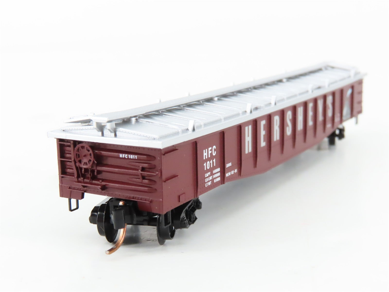 N Scale Micro-Trains MTL 106060 HFC Hershey's 50' Covered Gondola 1011 RTR
