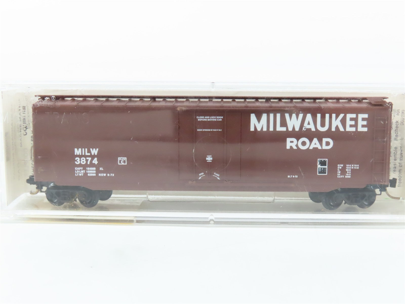 N Scale Micro-Trains MTL 32310 MILW Milwaukee Road 50' Box Car 3874 RTR